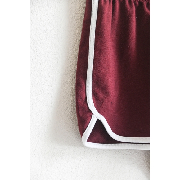 Mossimo Maroon Retro Shorts - Picture 3 of 4